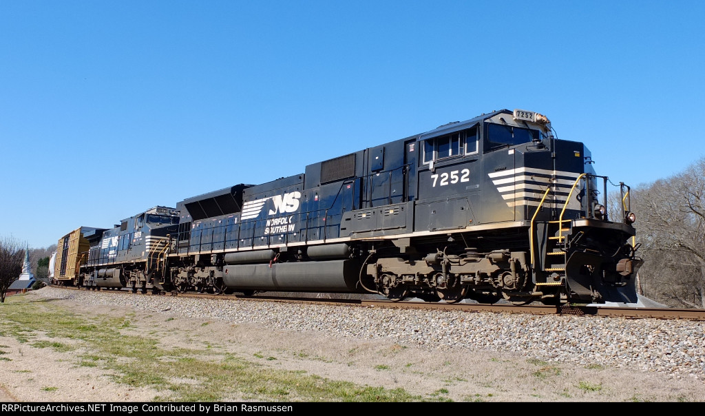 NS 7252